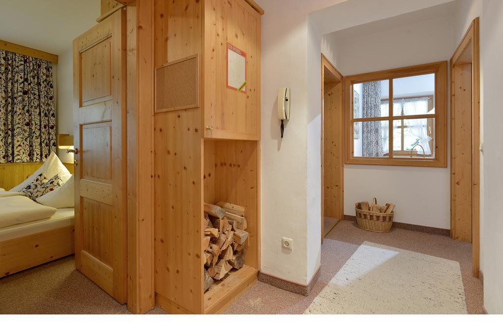 Haus Gaisberger Mayrhofen Quarto foto